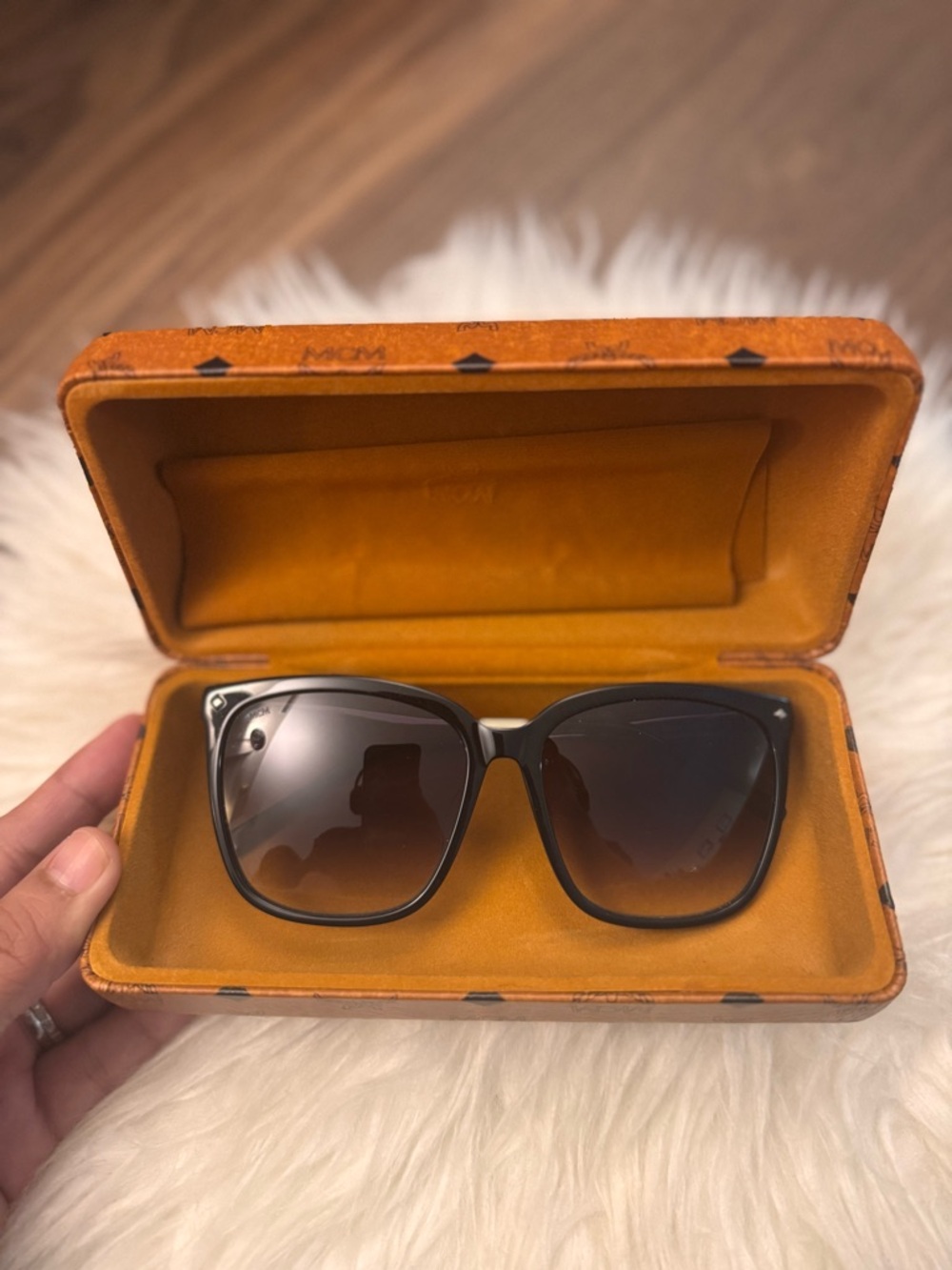 MCM Black Frame Sunglasses with Brown Gradient Lenses - size medium